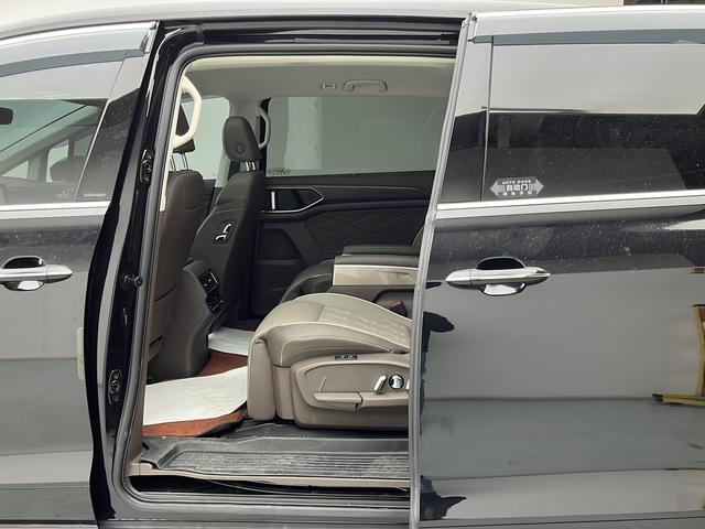 Volkswagen Viloran