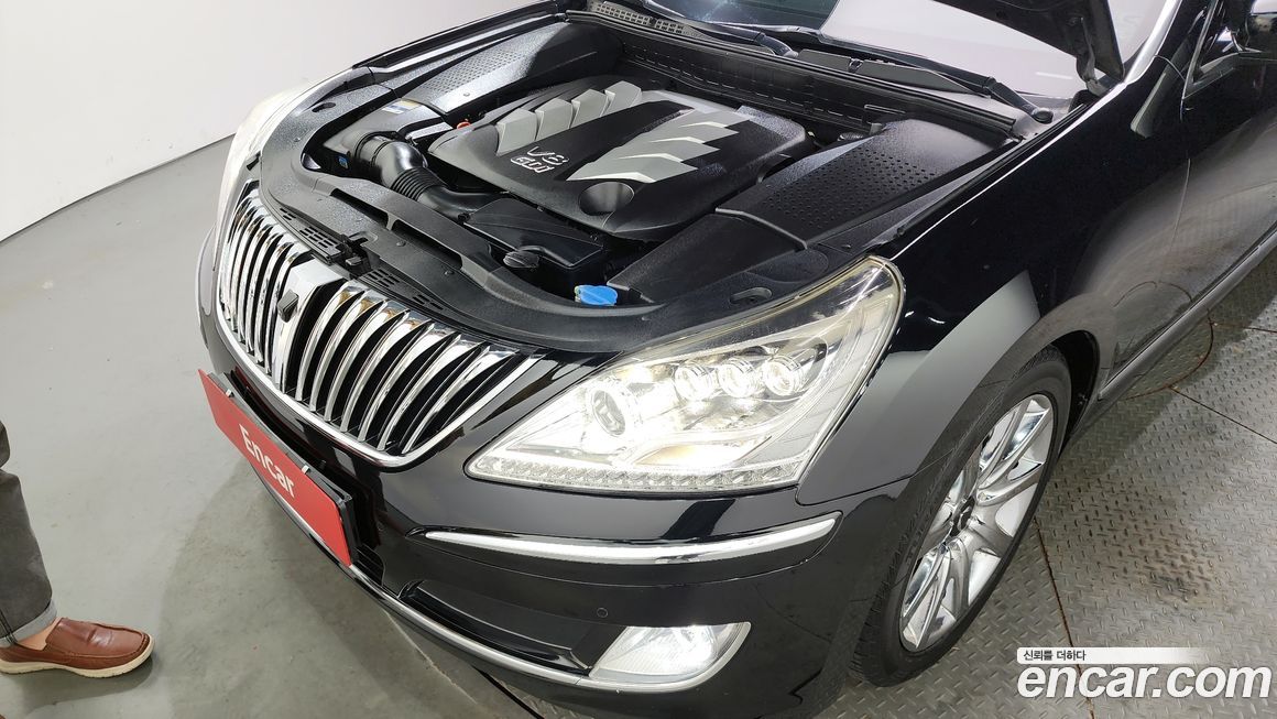 Hyundai Equus