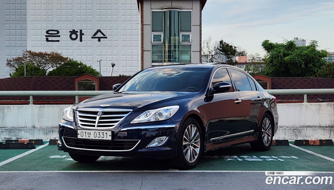 Hyundai Genesis