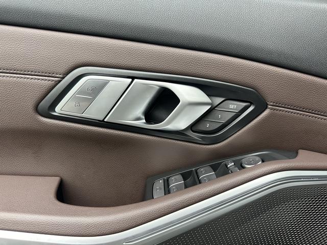 BMW BMW 3-Series