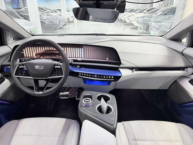Cadillac IQ