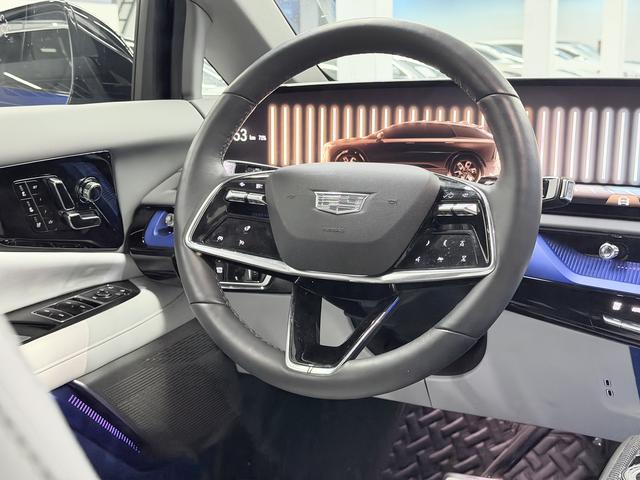 Cadillac IQ