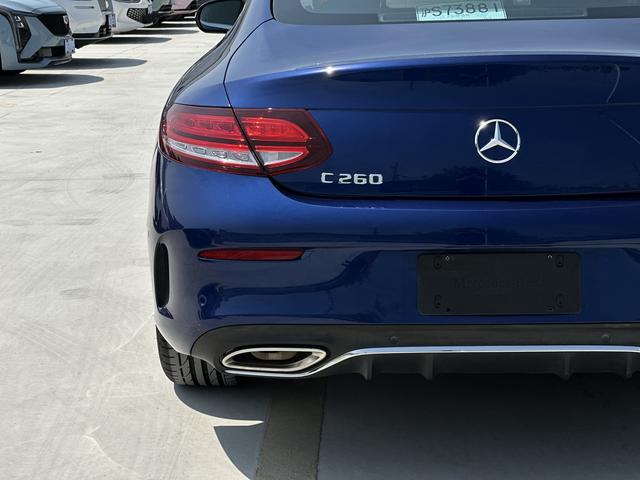 Mercedes-Benz Mercedes-Benz C-Class (Import)