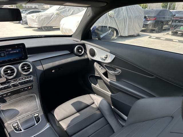 Mercedes-Benz Mercedes-Benz C-Class (Import)
