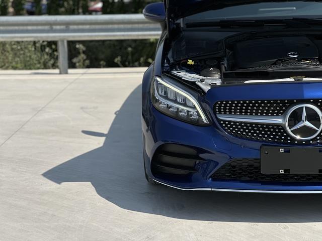Mercedes-Benz Mercedes-Benz C-Class (Import)
