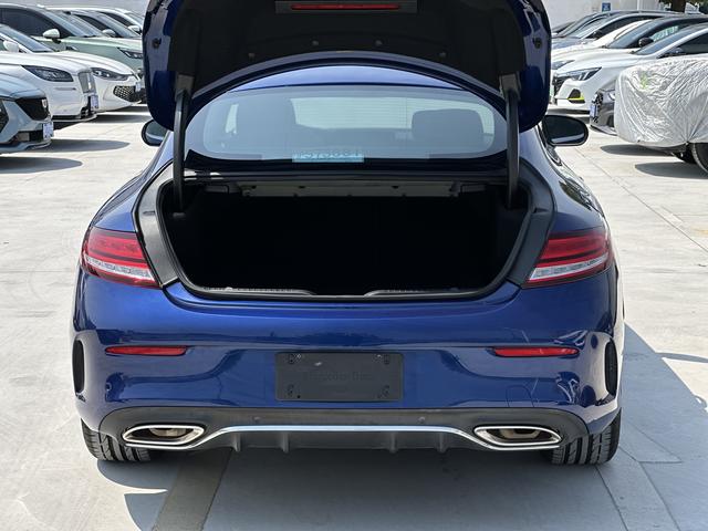 Mercedes-Benz Mercedes-Benz C-Class (Import)