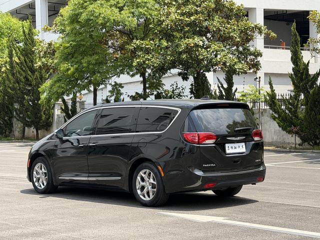 Chrysler Grand Voyager (Import)