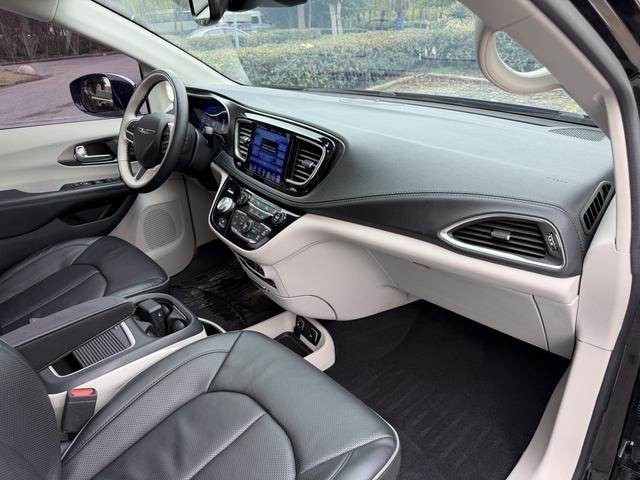 Chrysler Grand Voyager (Import)