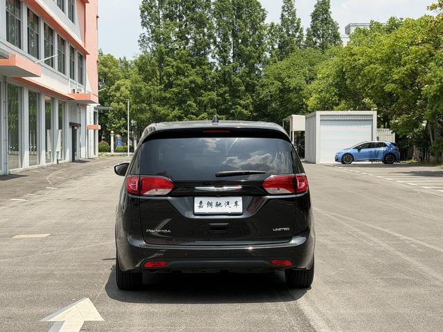 Chrysler Grand Voyager (Import)
