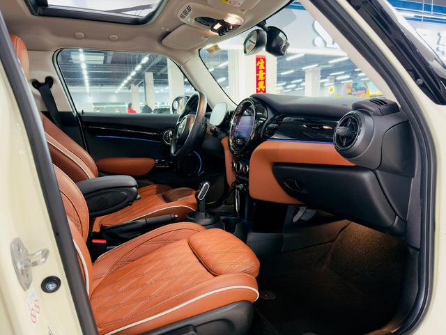 MINI MINI
