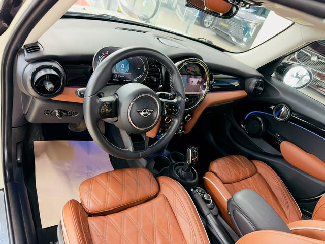 MINI MINI