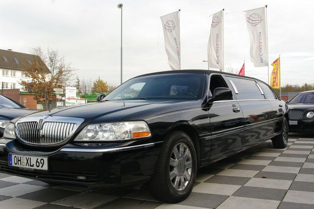 Lincoln Town Car