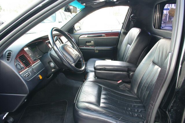 Lincoln Town Car
