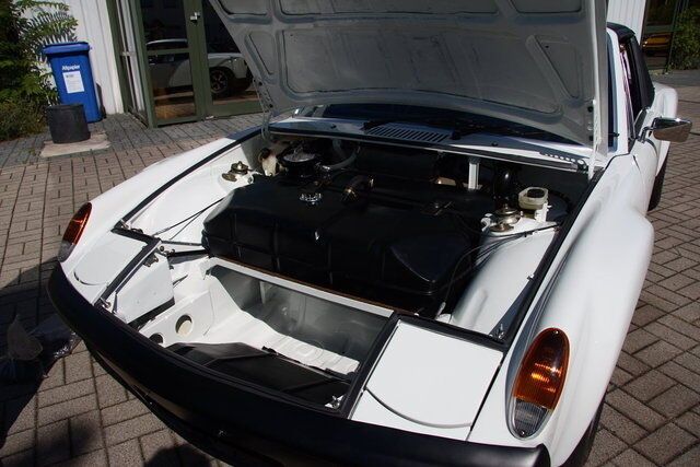 Porsche 914