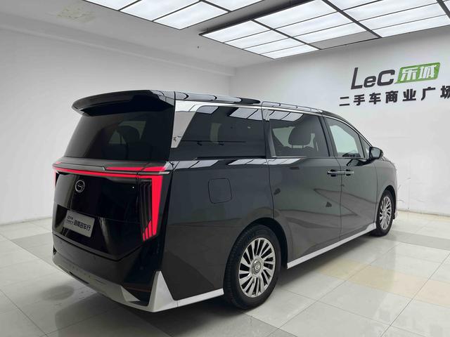 GAC Trumpchi Trumpchi M8