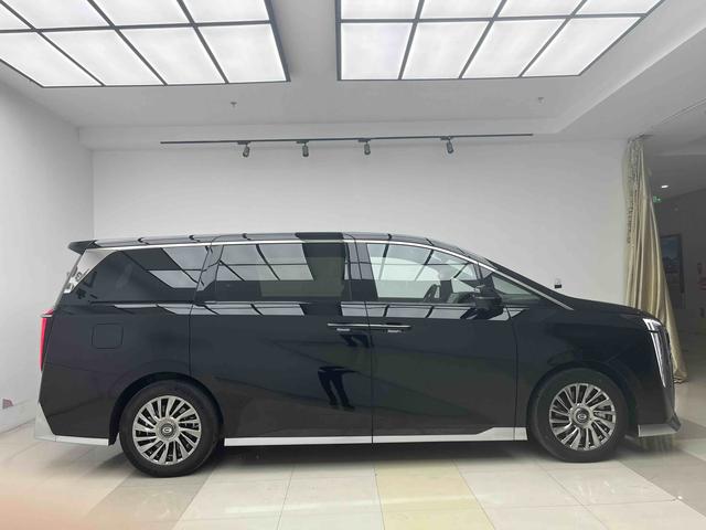 GAC Trumpchi Trumpchi M8