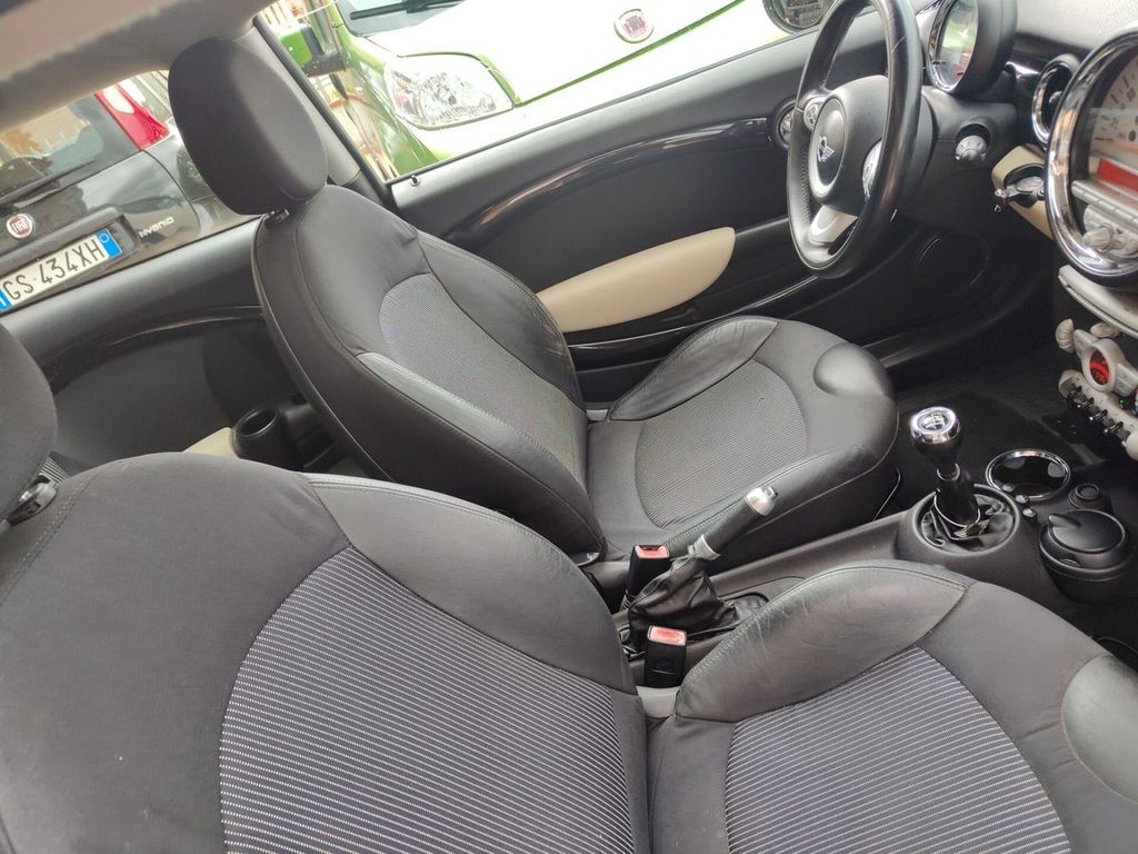 MINI Cooper Clubman