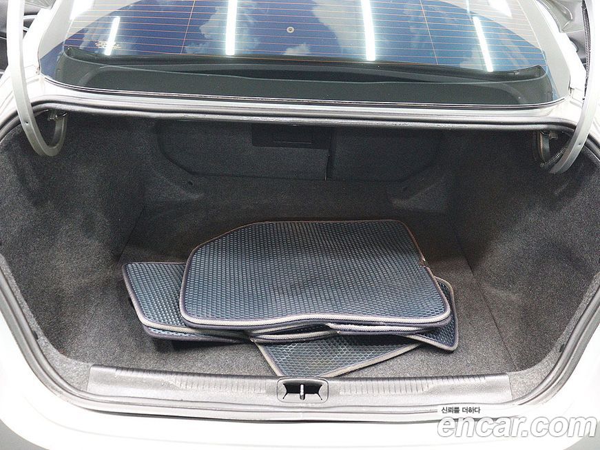 Chrysler 200