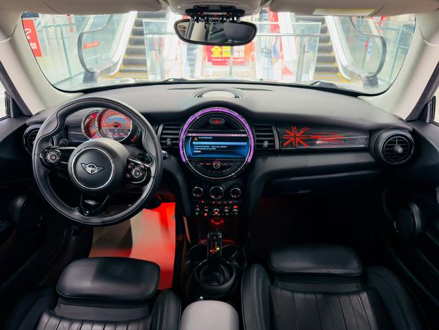 MINI MINI