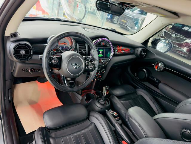 MINI MINI