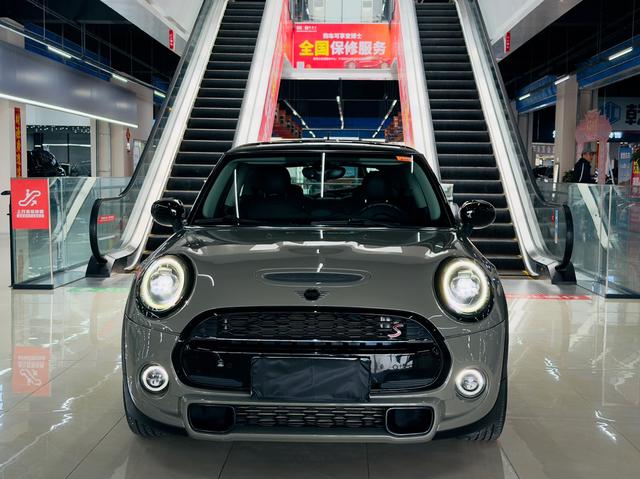MINI MINI