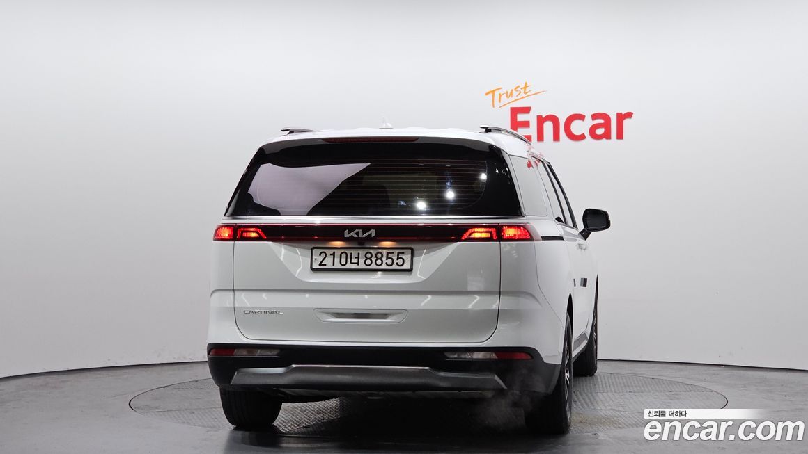Kia Canival
