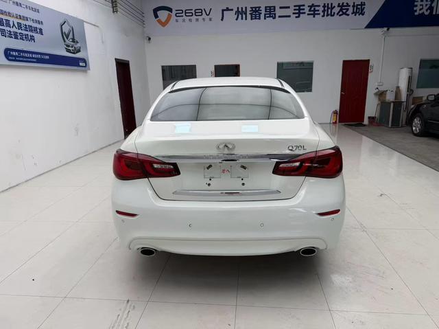 Infiniti Infiniti Q70