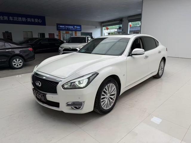 Infiniti Infiniti Q70
