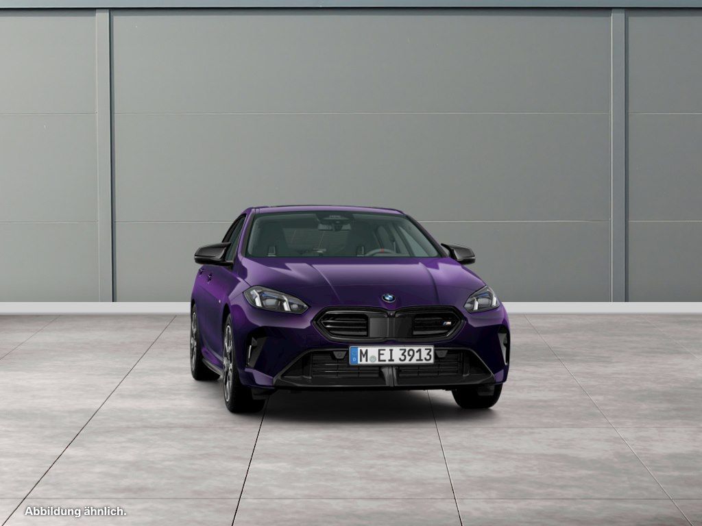 BMW M235