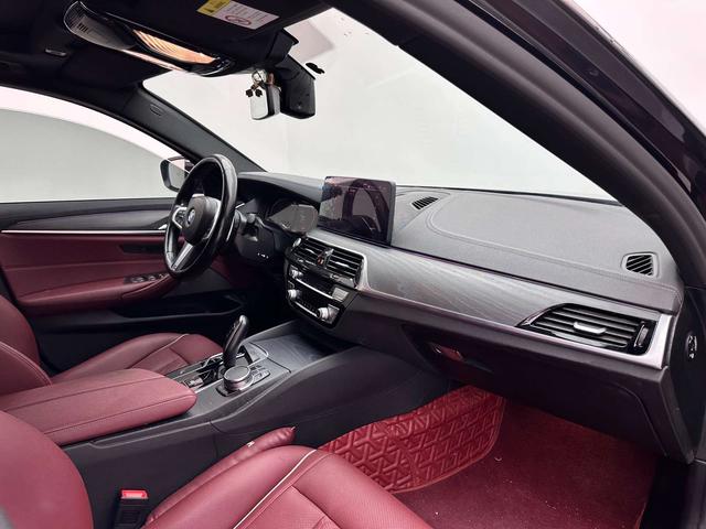 BMW BMW 5-Series