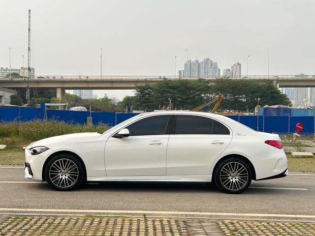 Mercedes-Benz Mercedes-Benz C-Class