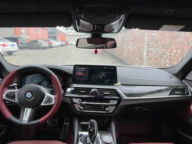 BMW BMW 5-Series