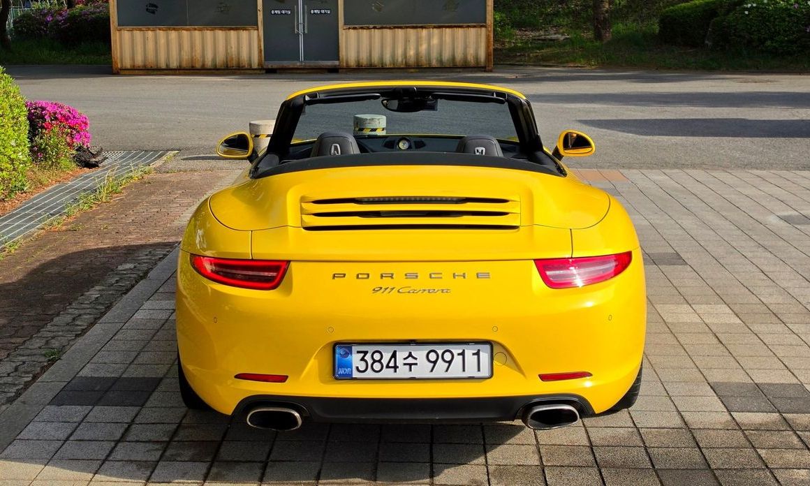 Porsche 911