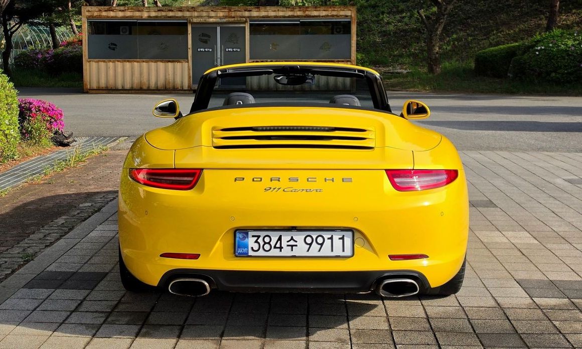 Porsche 911