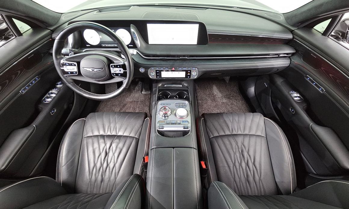 Genesis G90