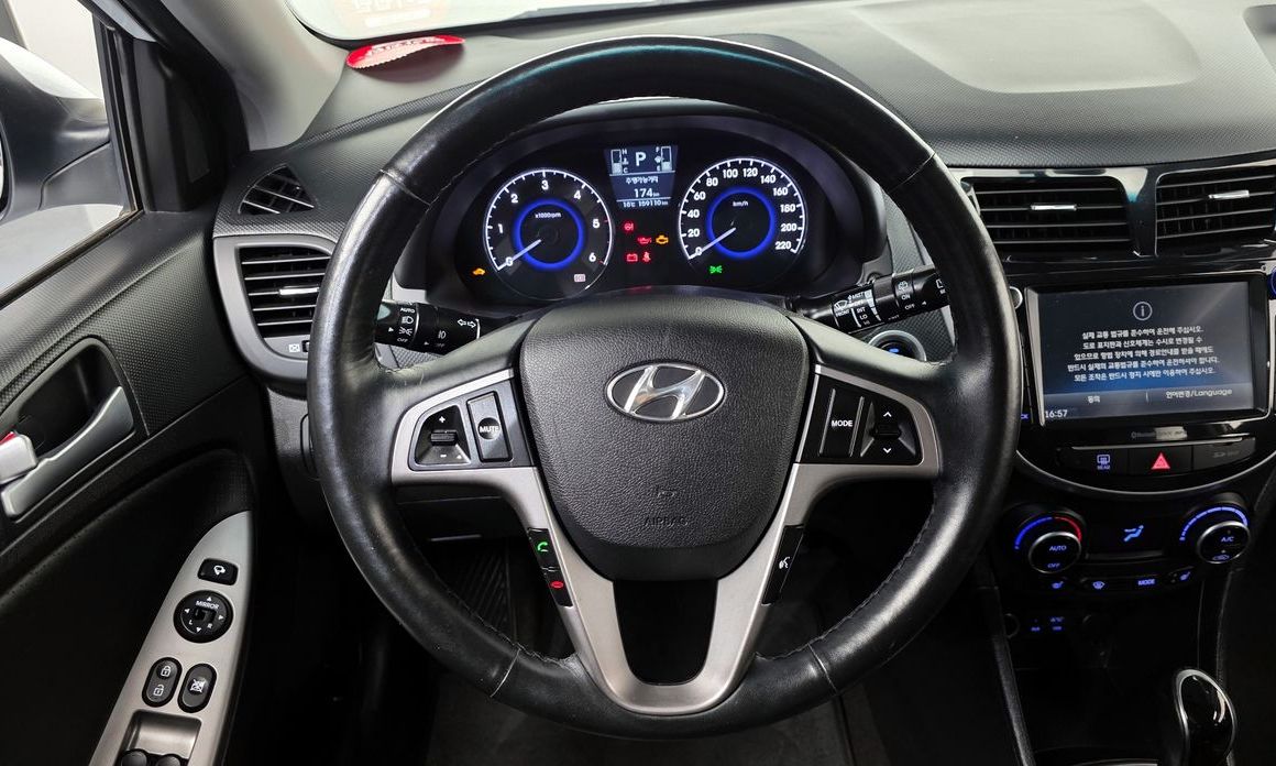 Hyundai Accent