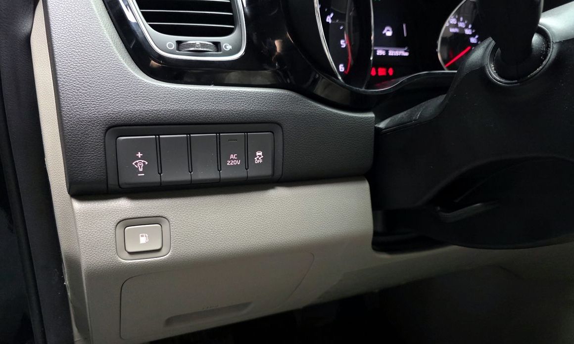 Kia Canival