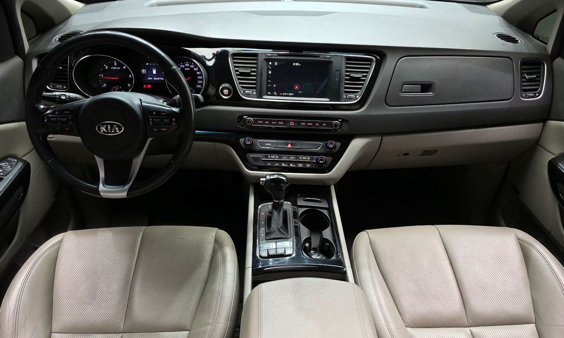 Kia Canival