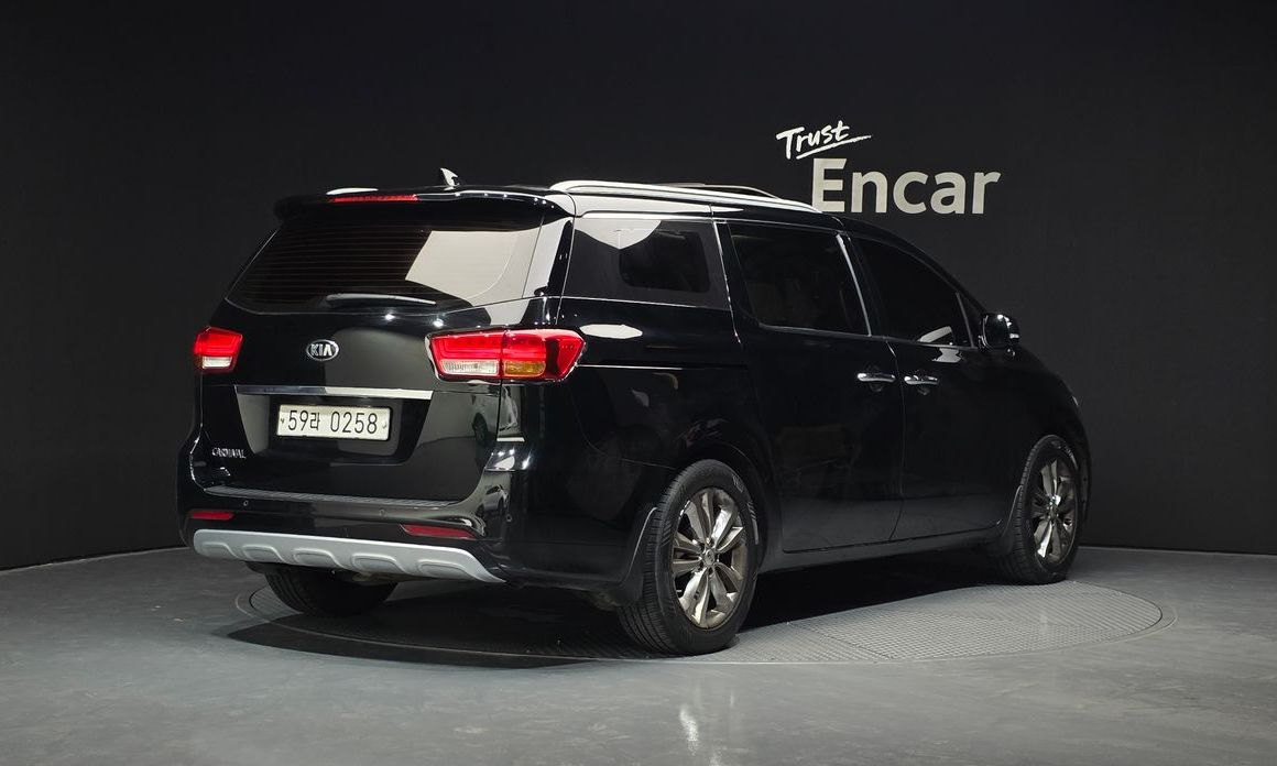 Kia Canival