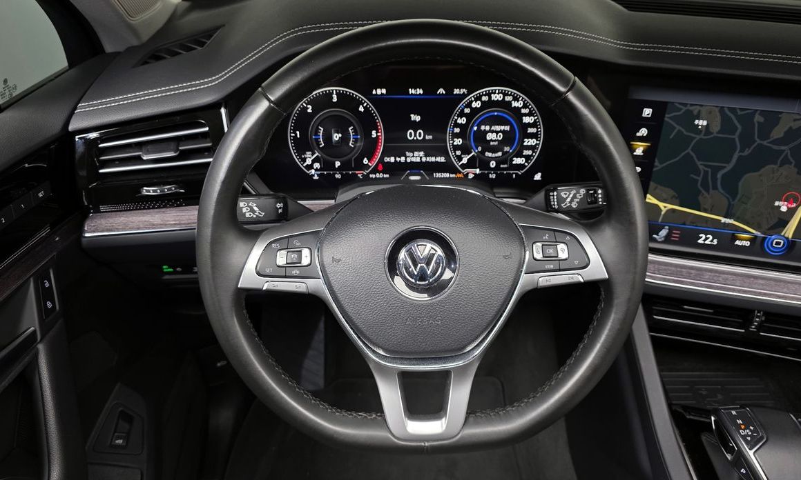 Volkswagen Touareg