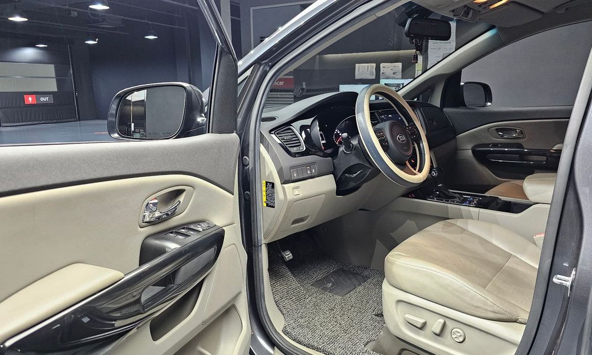 Kia Canival