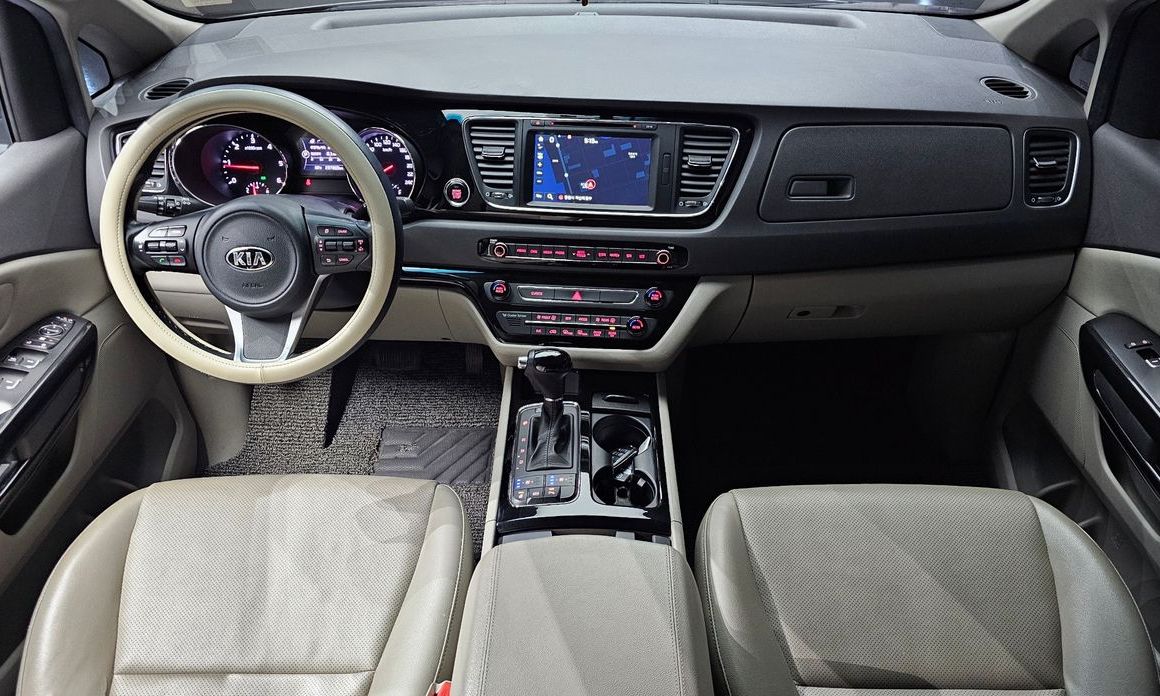 Kia Canival
