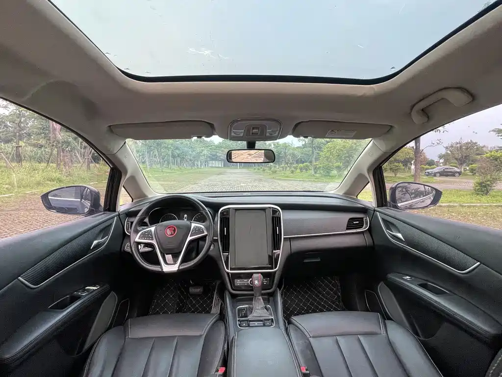 BYD MAX
