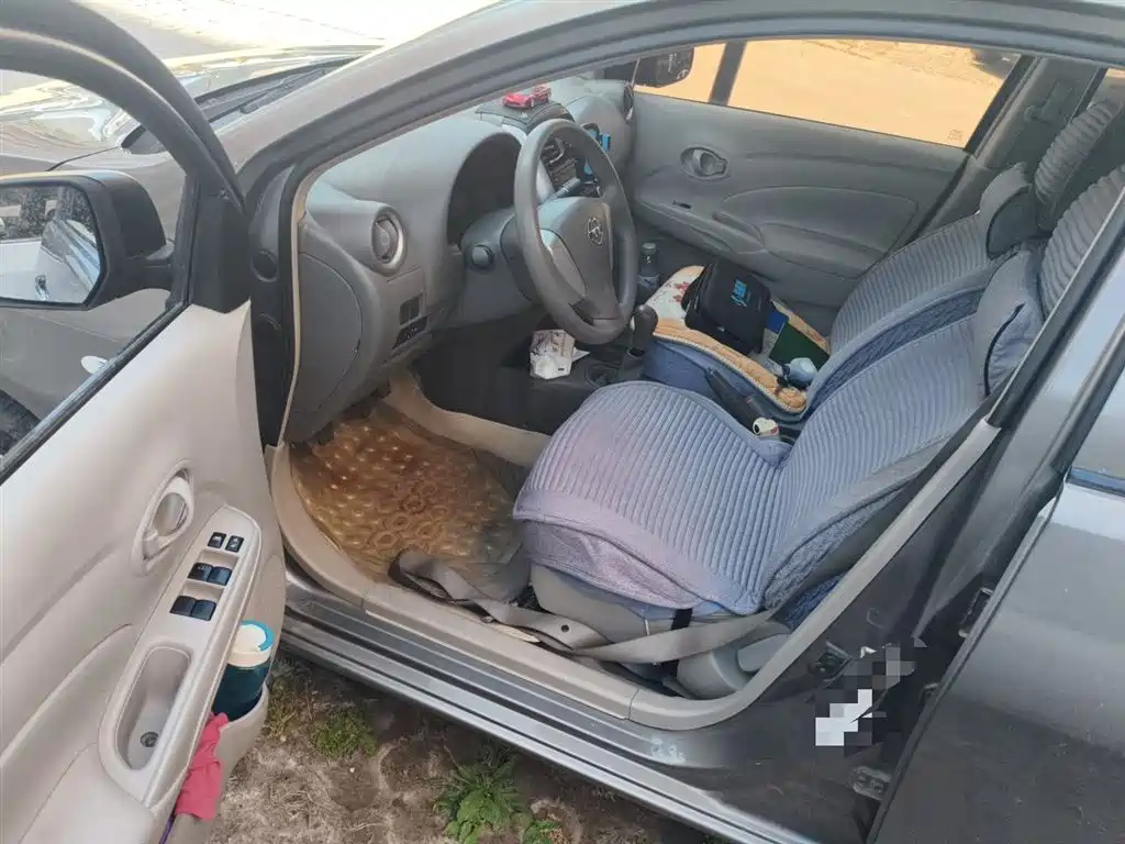 Nissan Sunny
