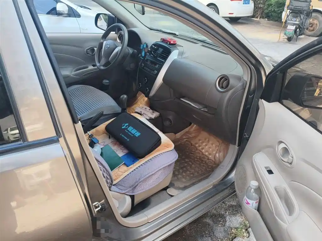 Nissan Sunny