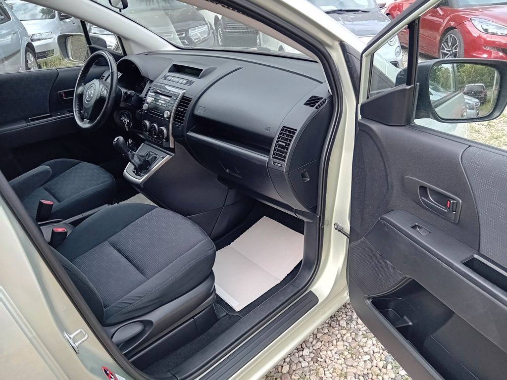 Mazda 5