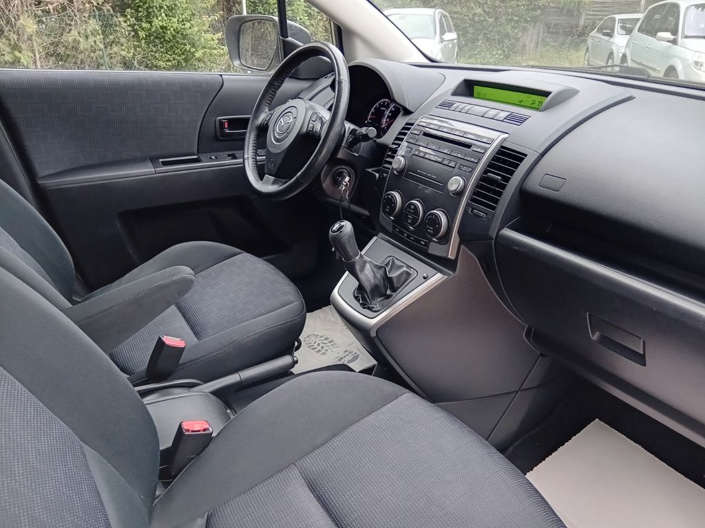 Mazda 5