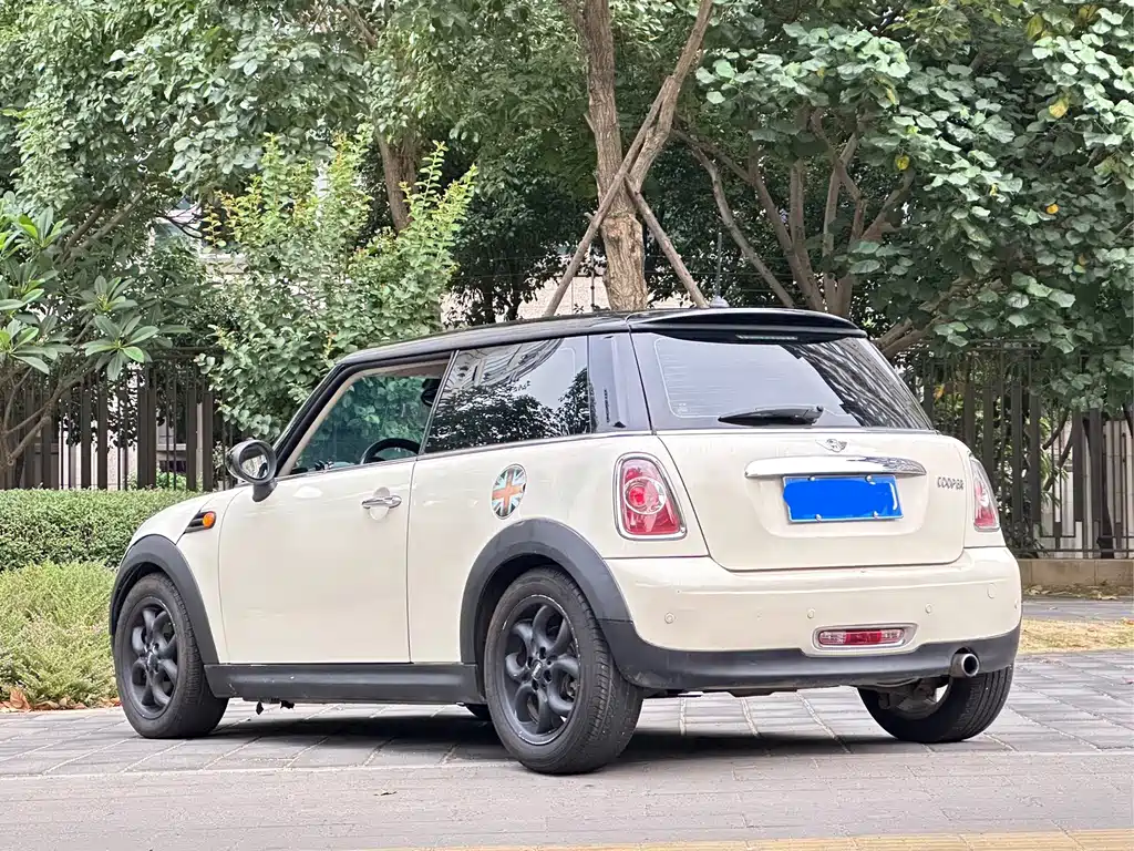 MINI Mini