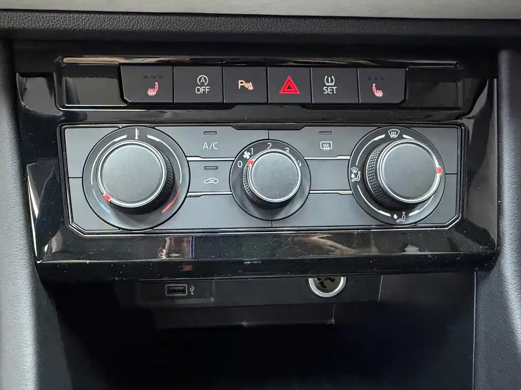 Jetta VS5