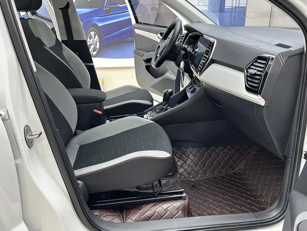 Jetta VS7